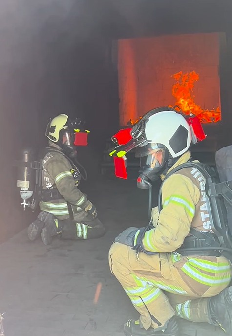 Istanbul firefighters testing iFalconHM with fire Istanbul firefighters testing iFalconHM in a fire container